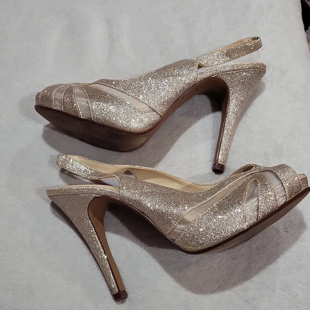 Lulu Townsend Elegant Glitter Slingback Heels - Picture 6 of 11